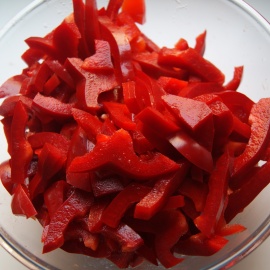 hacher le poivron pour le lecho